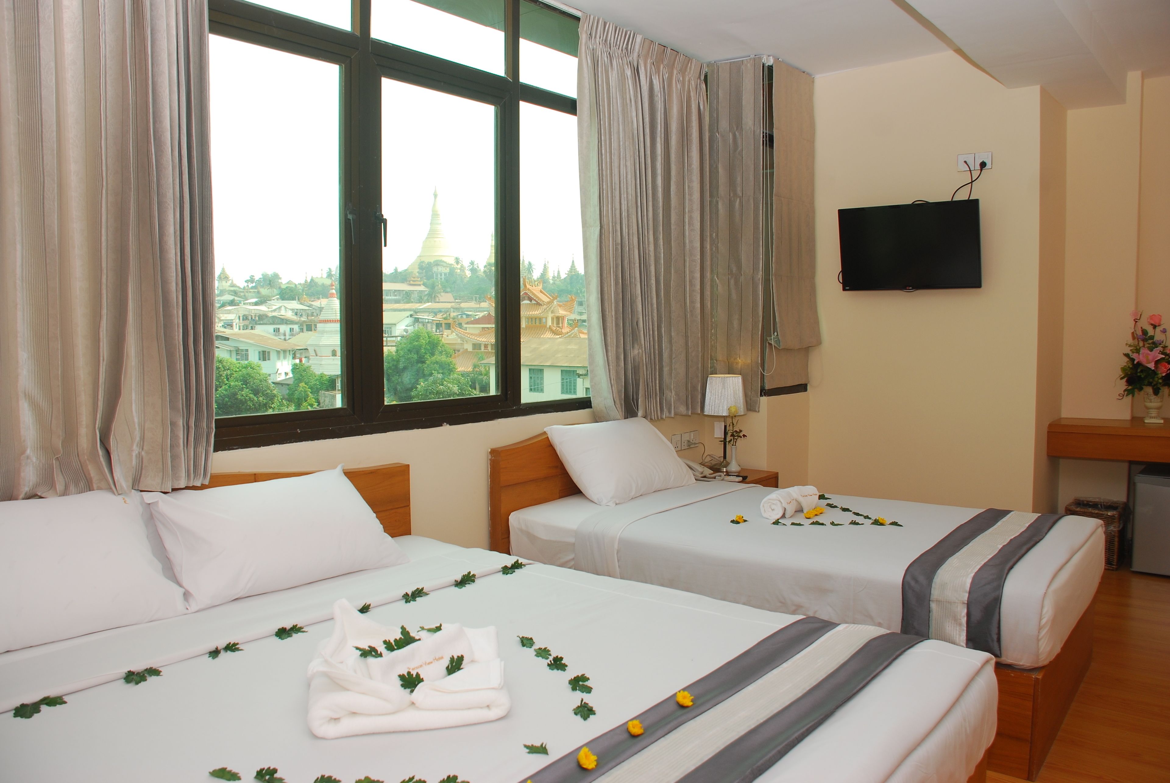 minibar, in-room safe, desk, blackout curtains