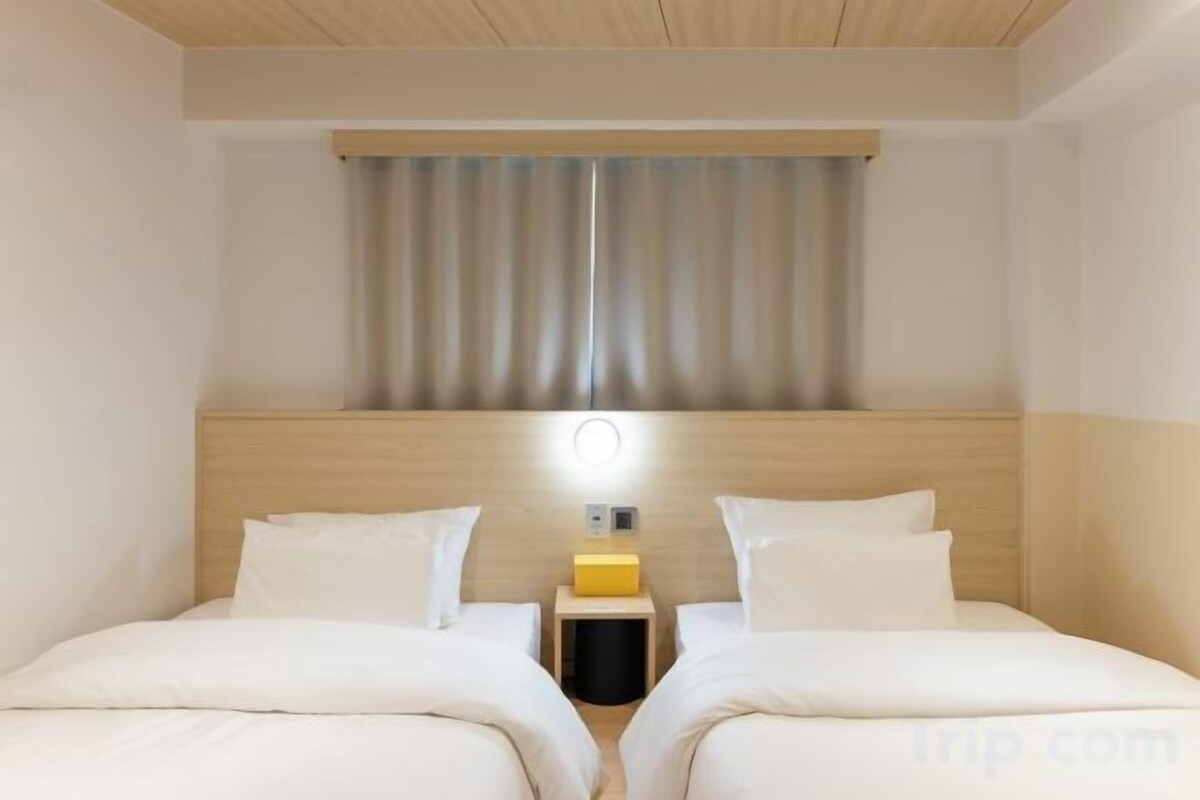 In-room safe, soundproofing, WiFi (free), bed sheets