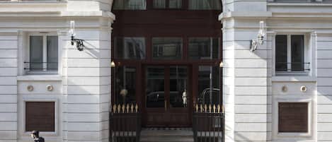 Entrada al alojamiento