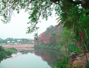 Full breakfast for a fee