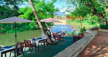 Ban Lakkham River View