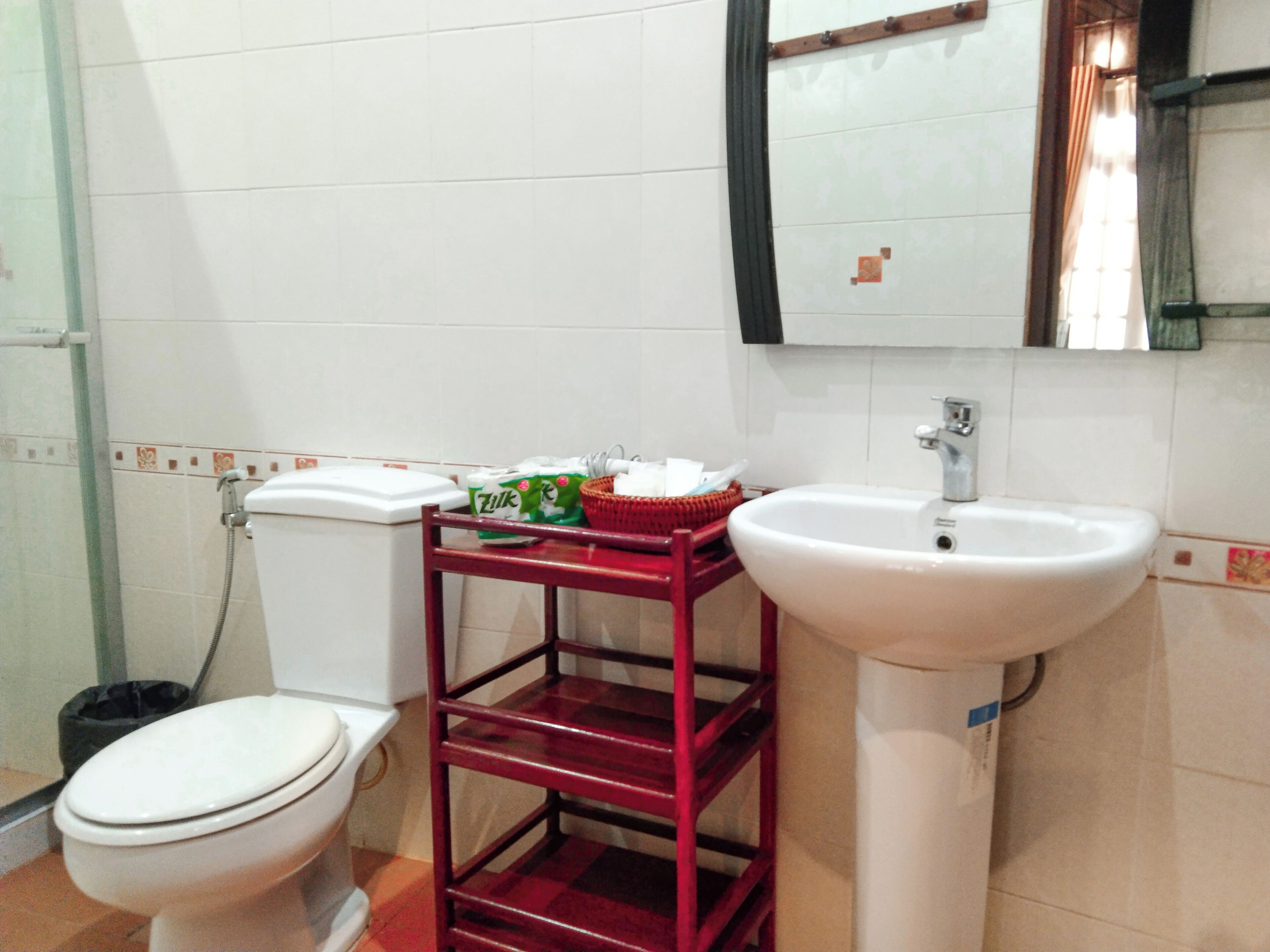 shower, free toiletries, hair dryer, bathrobes