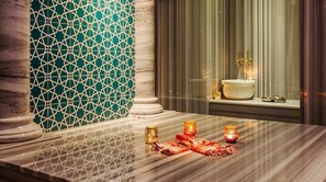 Salas de tratamiento para parejas y baño turco o hammam 