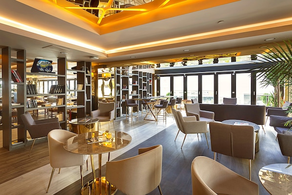 Lunch and dinner served, international cuisine - Nidya Hotel Esenyurt (Istanbul)