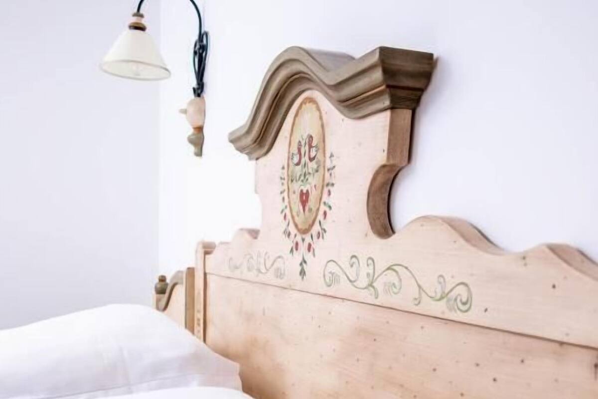 soundproofing, cots/infant beds, rollaway beds, free wifi