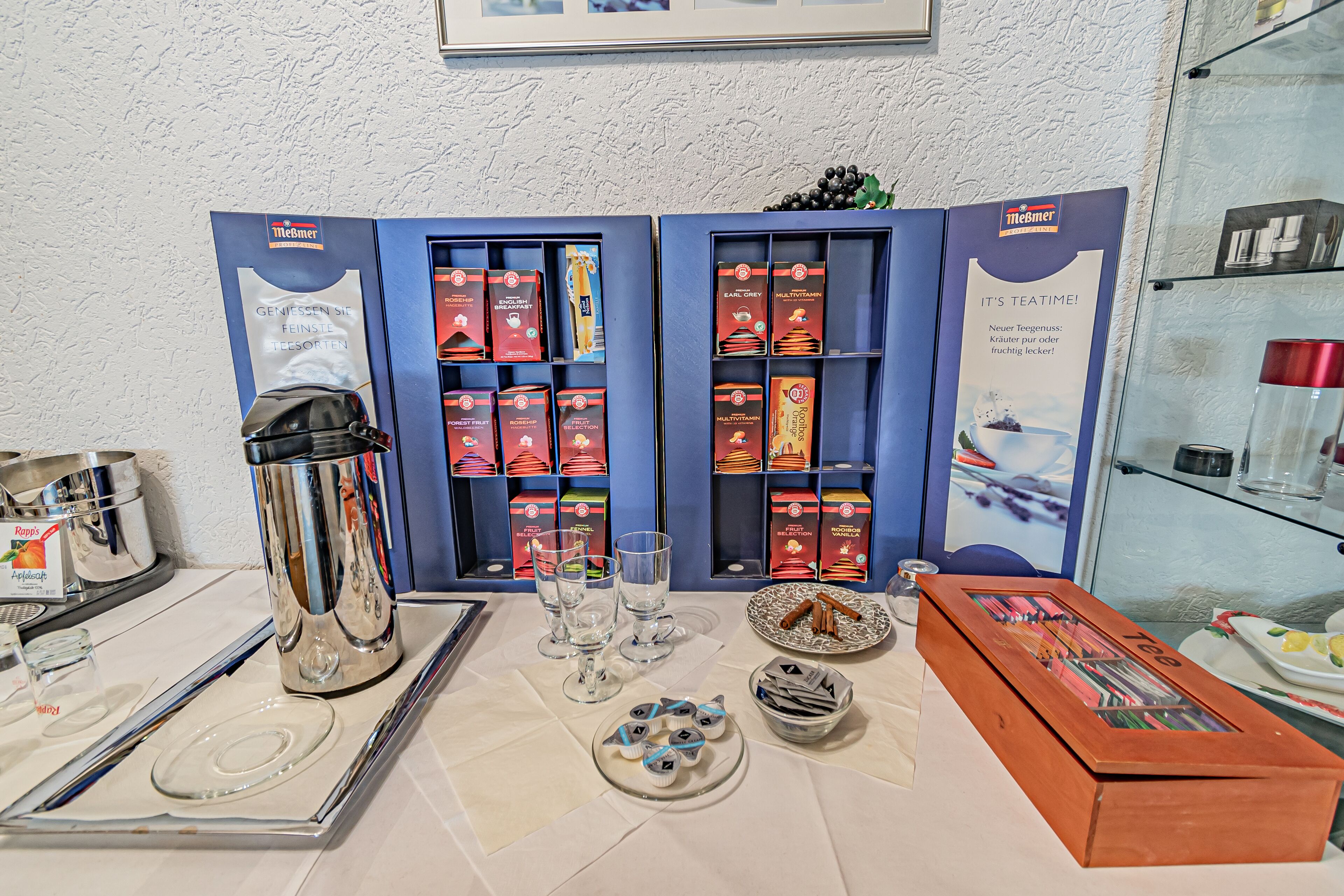 Regional cuisine, alfresco dining 