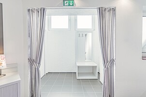 In-room safe, desk, iron/ironing board, free WiFi