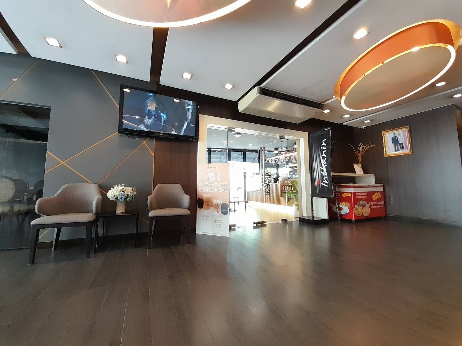 53-inch smart tv with cable channels