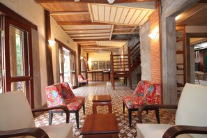 Interior entrance - Sala Prabang Hotel (Luang Prabang)
