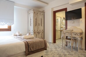 Family Quadruple Room, 2 Bedrooms, Non Smoking, Kitchen | Minibar, in-room safe, laptop workspace, free WiFi - Oriella Hotel (Istanbul)