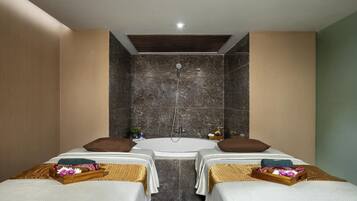 Sauna, steam room