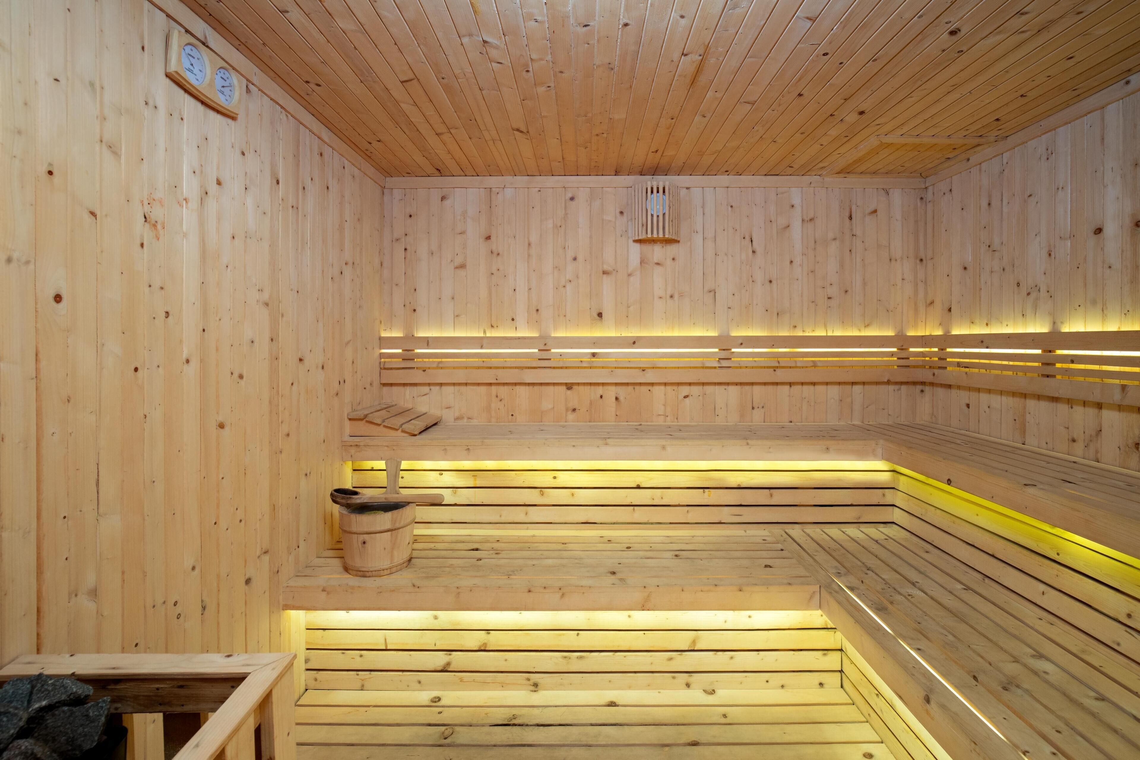 sauna, steam room
