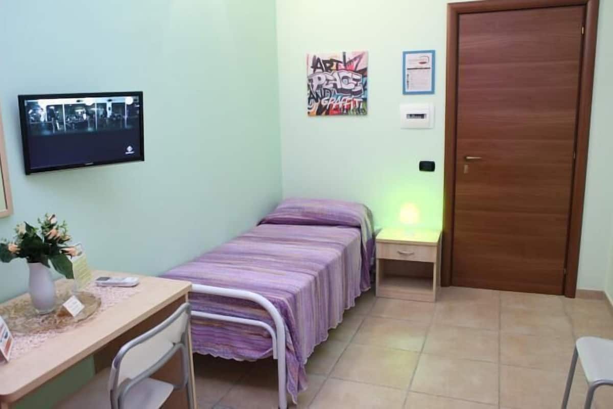 Habitación doble | Escritorio, insonorización, cunas gratuitas y camas extra