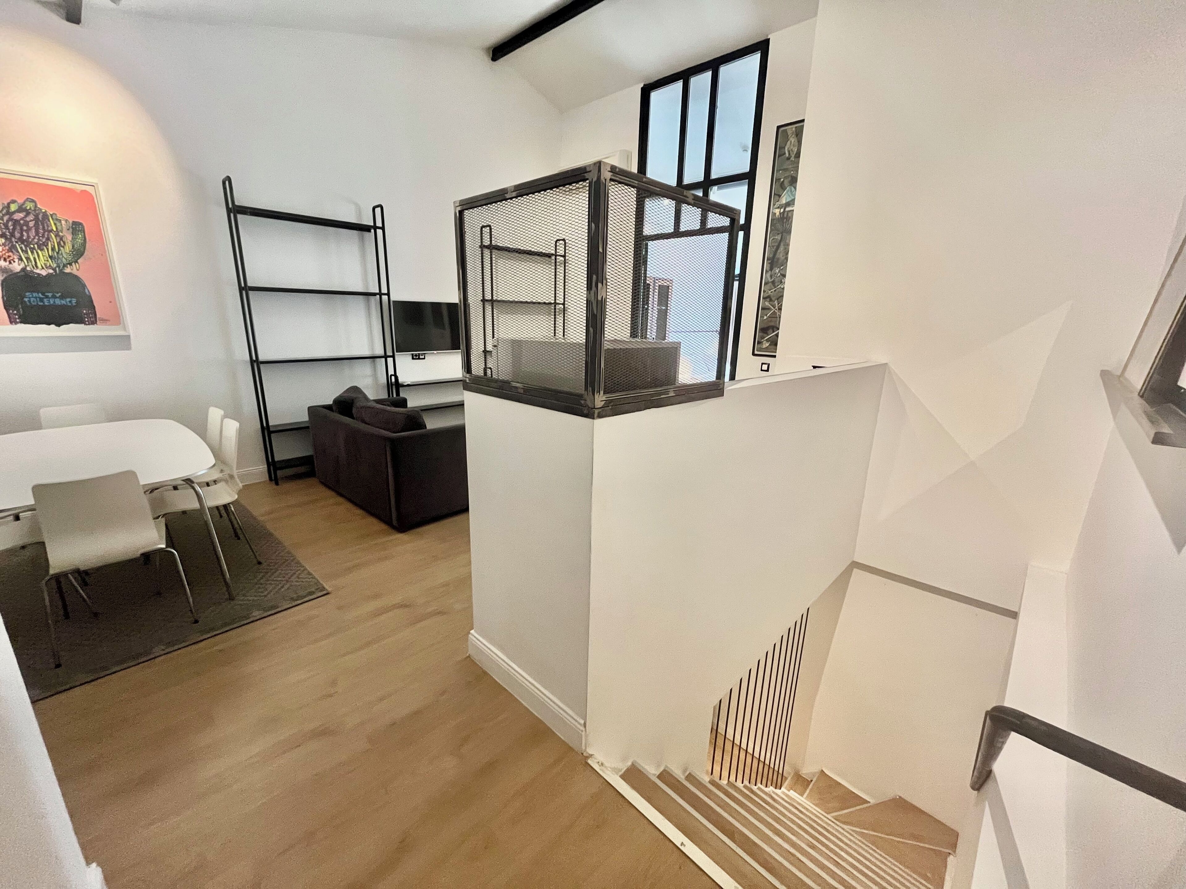 Loft Suite with Kitchen and Terrace | 客廳 | LCD 電視