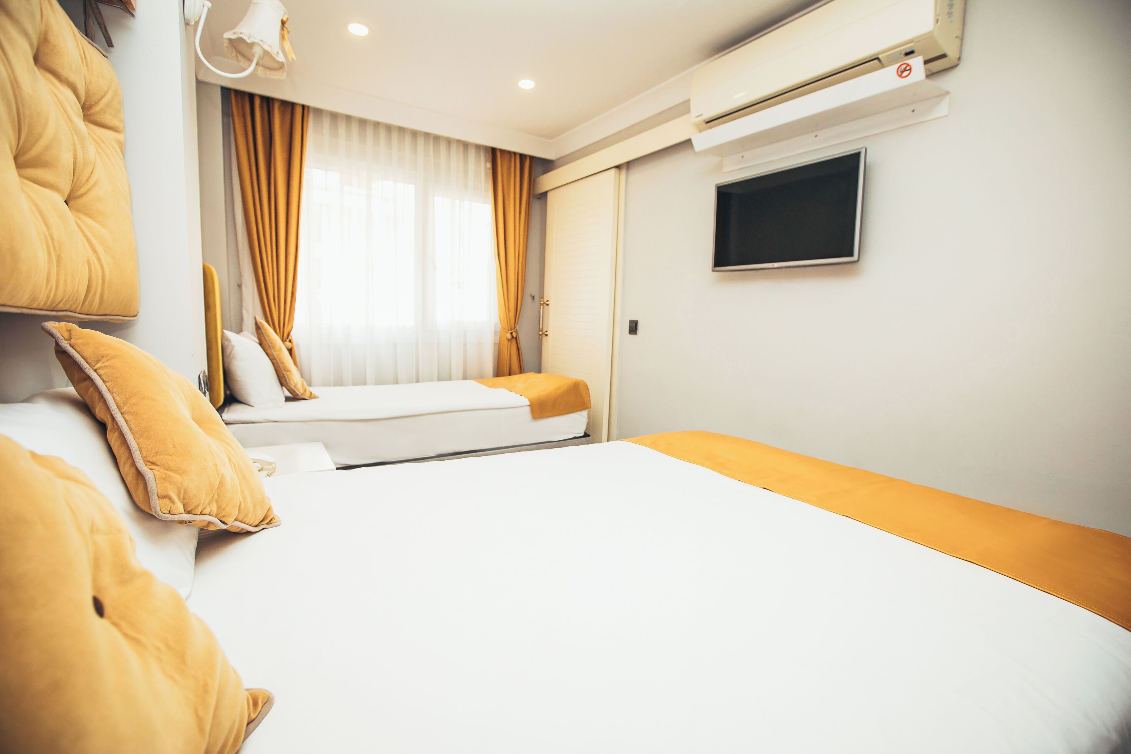 Habitación triple estándar, 1 habitación | Sábanas de algodón egipcio y ropa de cama de alta calidad