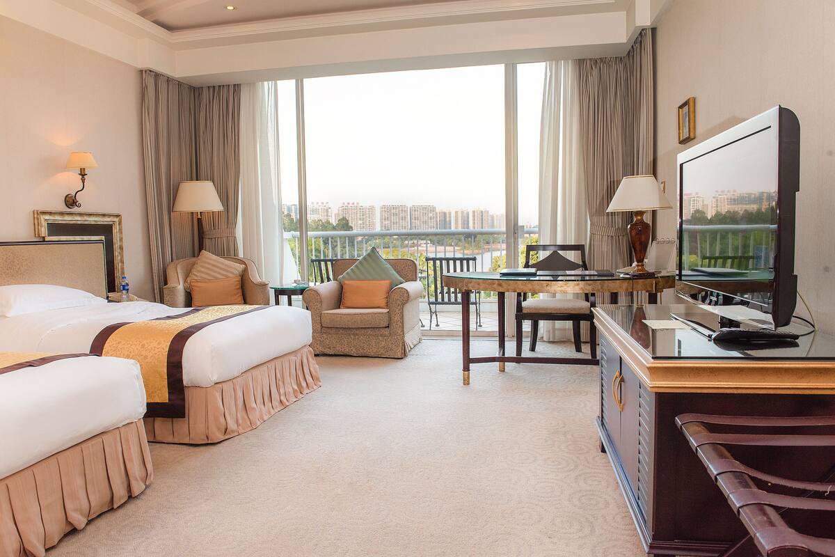 Deluxe-Zimmer, 2 Einzelbetten, Nichtraucher | Minibar, Zimmersafe, Schreibtisch, Verdunkelungsvorhänge