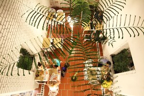 Courtyard - Reggae Mansion Hostel (Kuala Lumpur)
