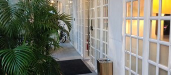 Reggae Mansion Hostel