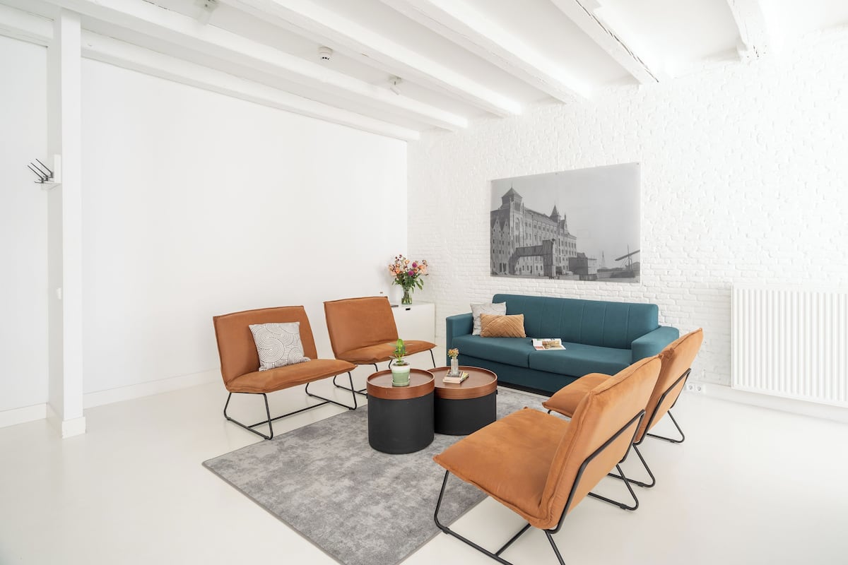 L2 Bedroom Apartment, Sofa Bed, Duplex | 1 habitación, ropa de cama de alta calidad y decoración personalizada