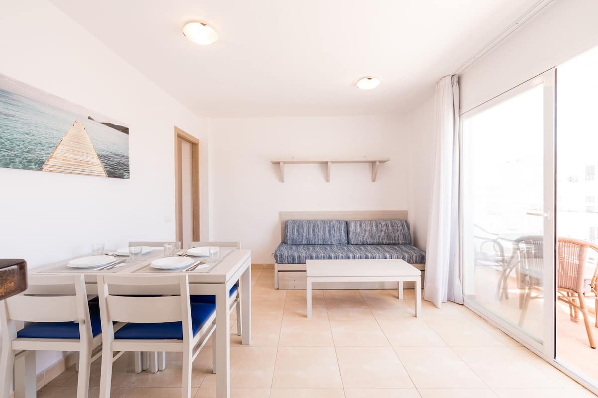 Appartement, 2 chambres, balcon