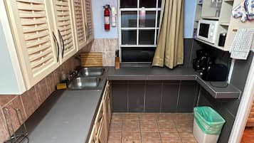 Departamento Deluxe | Alimentos y bebidas