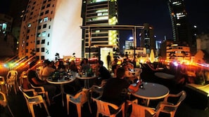 Outdoor dining - Reggae Mansion Suite (Kuala Lumpur)