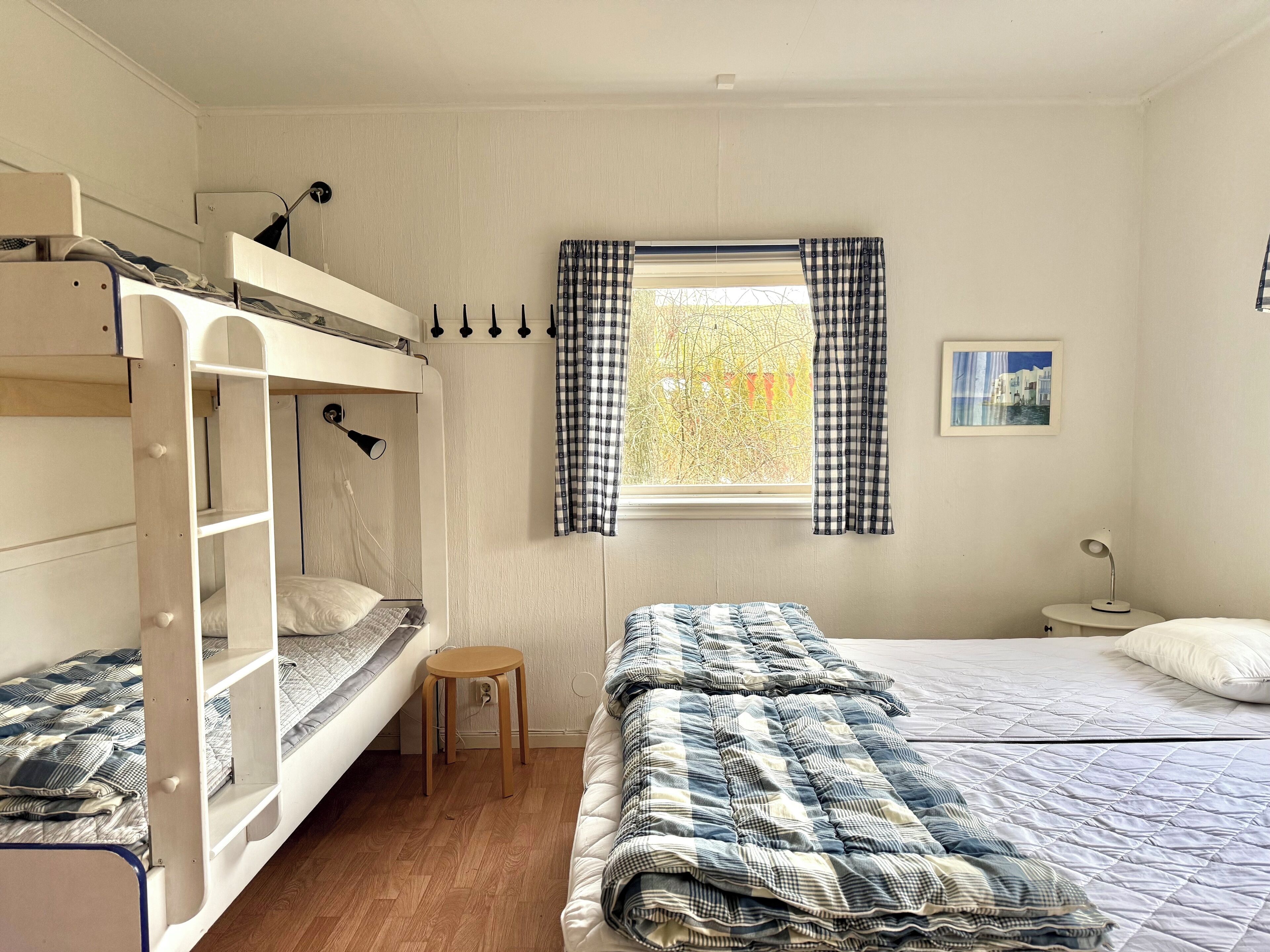 Departamento familiar, 1 habitación, vista al jardín, planta baja