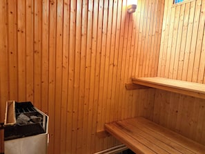 Family Villa | Bathroom amenities