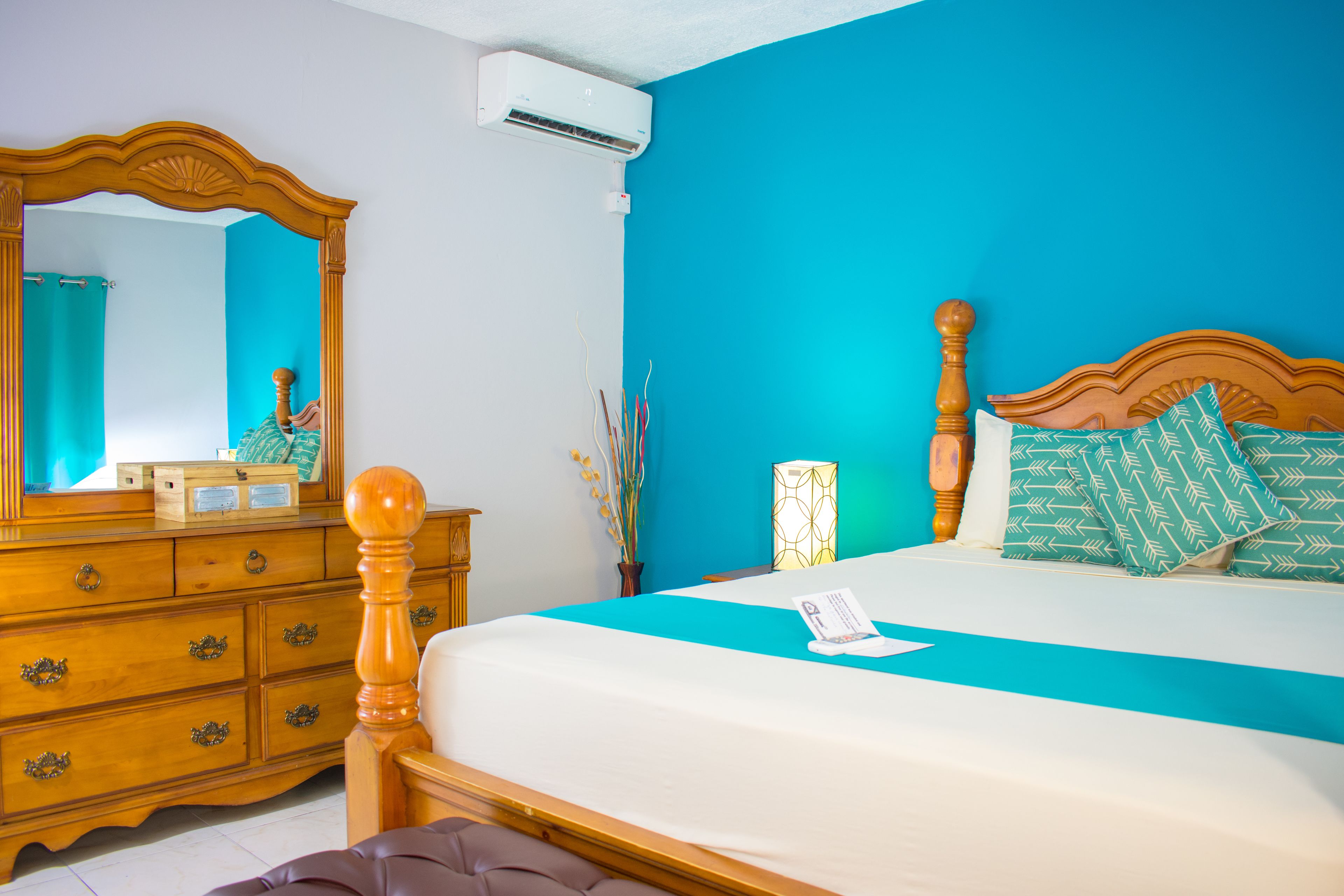 Design Apartment, 2 Bedrooms, Non Smoking, Kitchen | 2 bilik tidur, cadar kapas Mesir, peralatan tempat tidur premium 