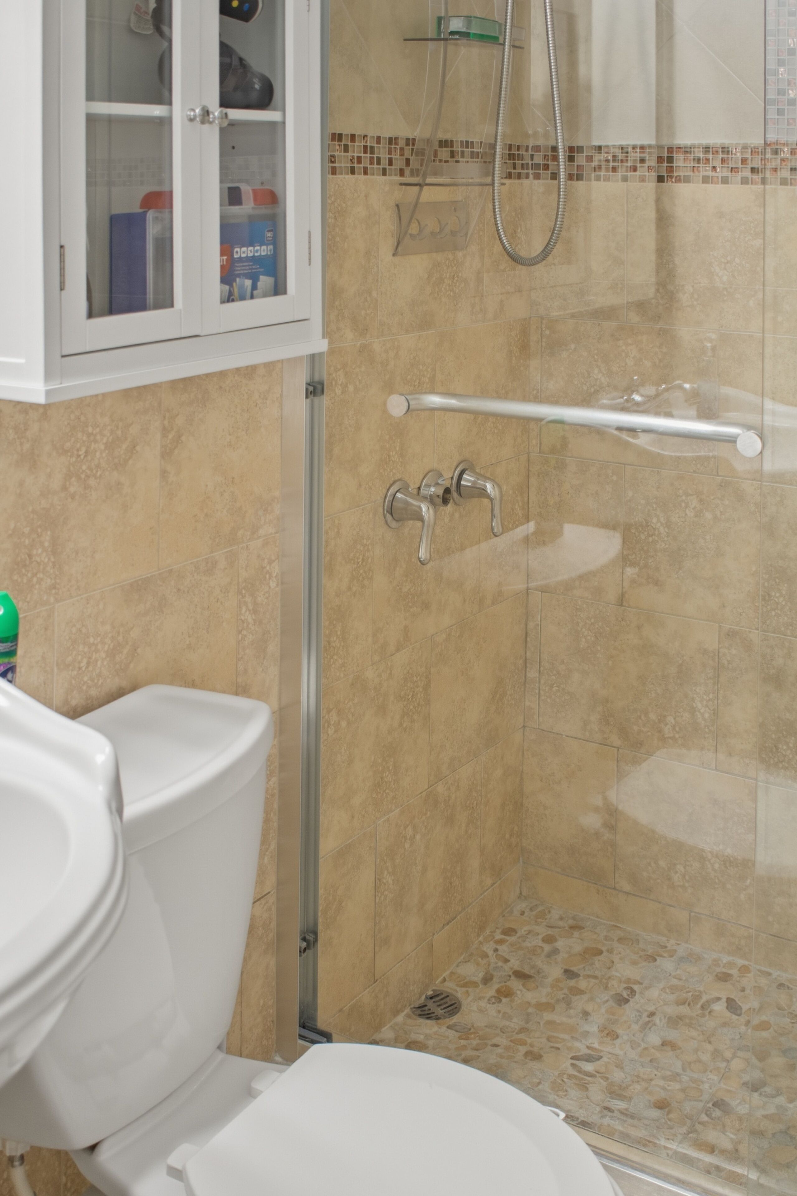 Design Apartment, 2 Bedrooms, Non Smoking, Kitchen | Bathroom | Combined shower/bathtub, free toiletries, hair dryer, bidet