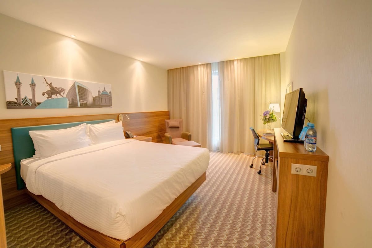 In-room safe, desk, soundproofing, iron/ironing board