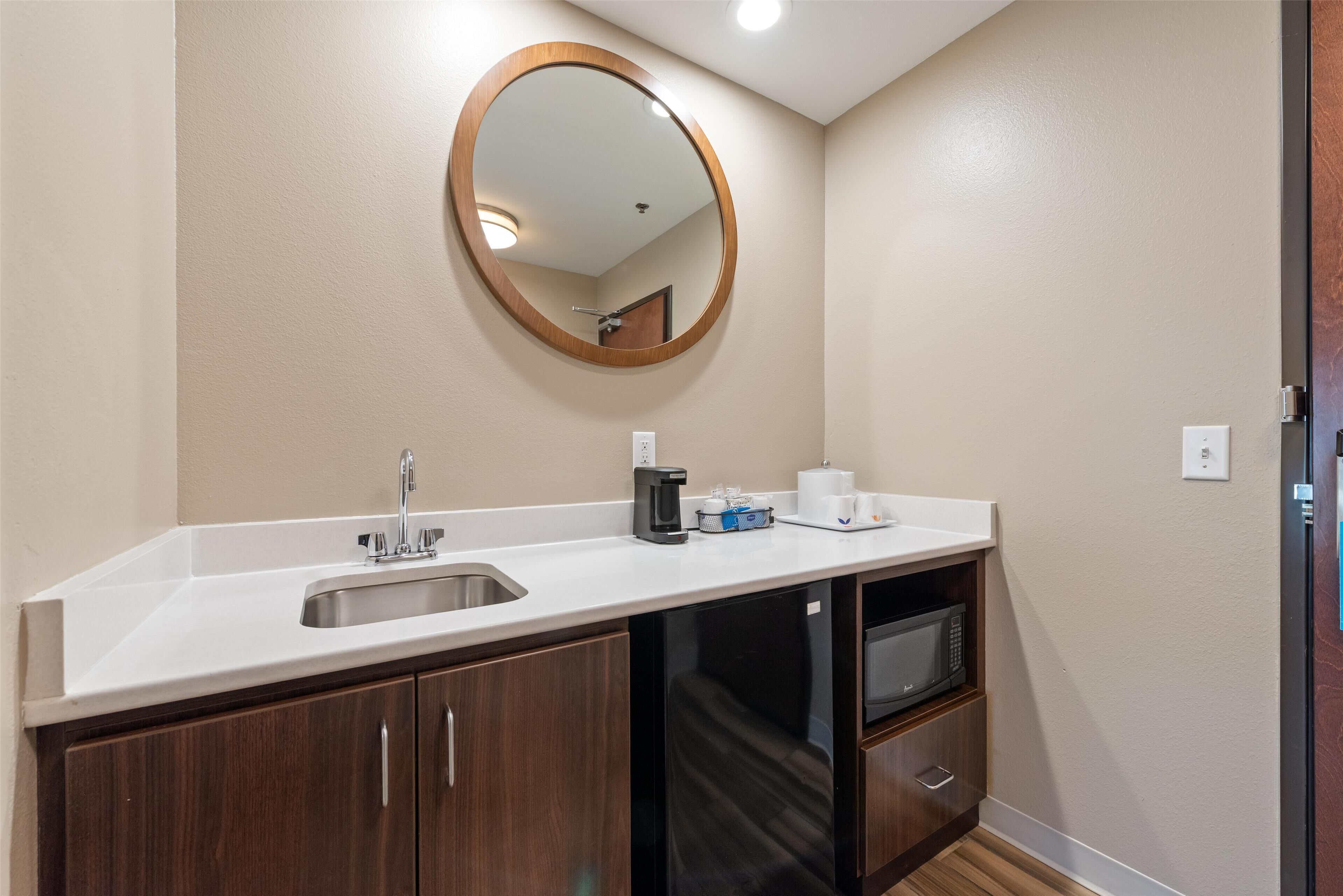 in-room safe, blackout curtains, free cots/infant beds, rollaway beds