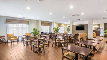 Free daily full breakfast