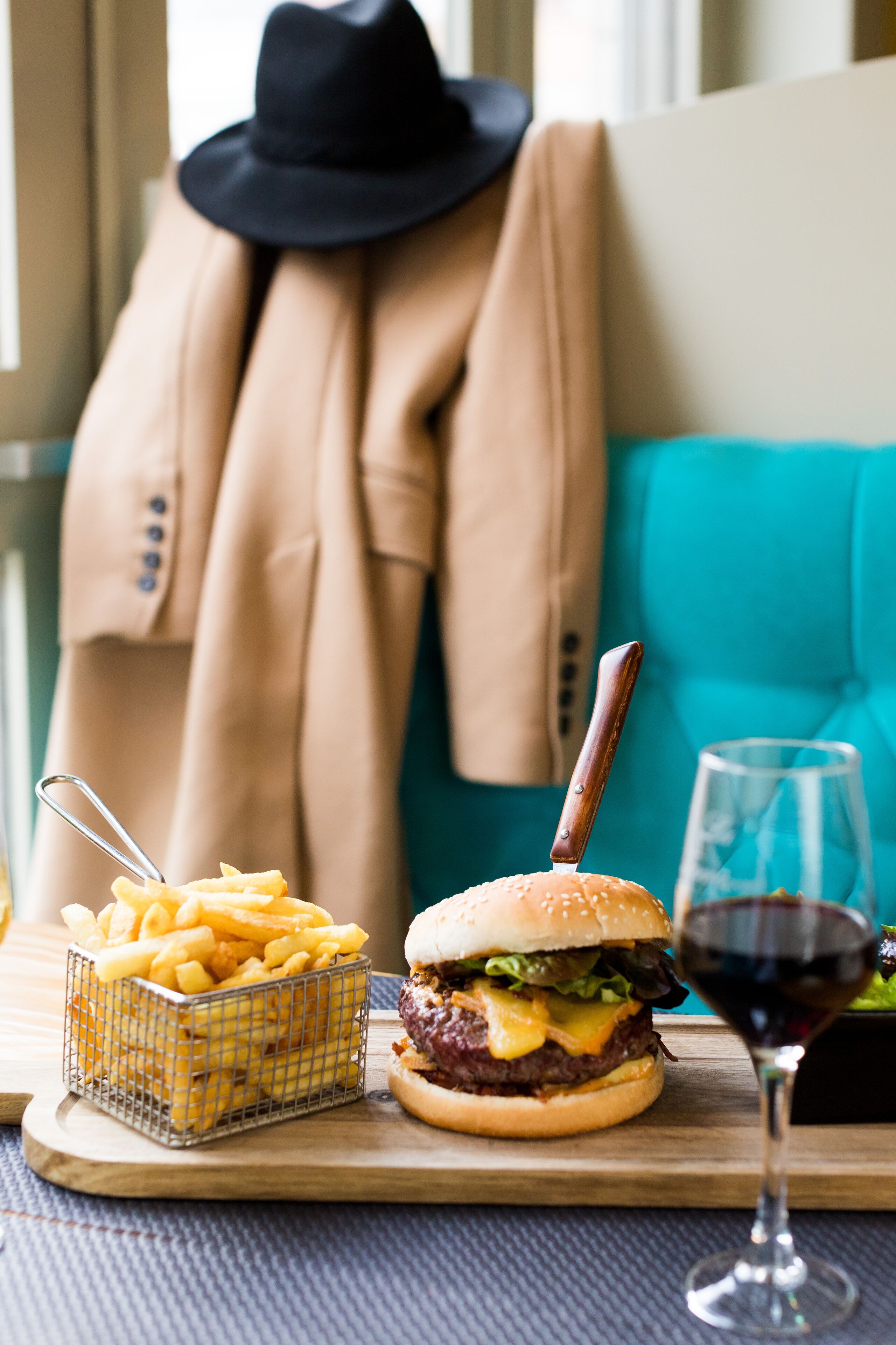 lunch and dinner served