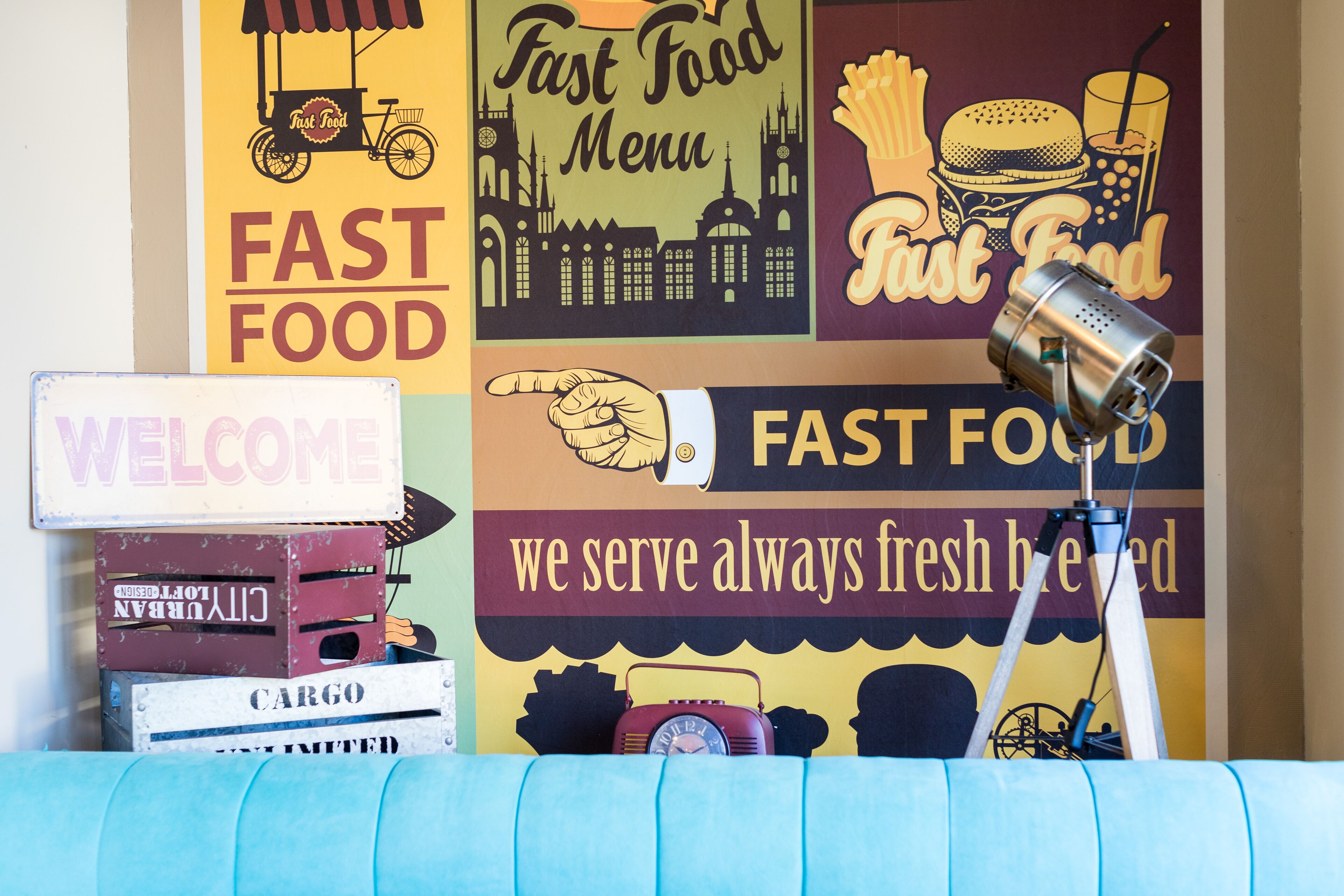 lunch and dinner served