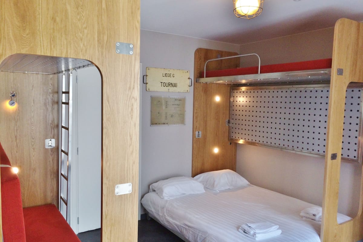 Blackout curtains, soundproofing, free WiFi