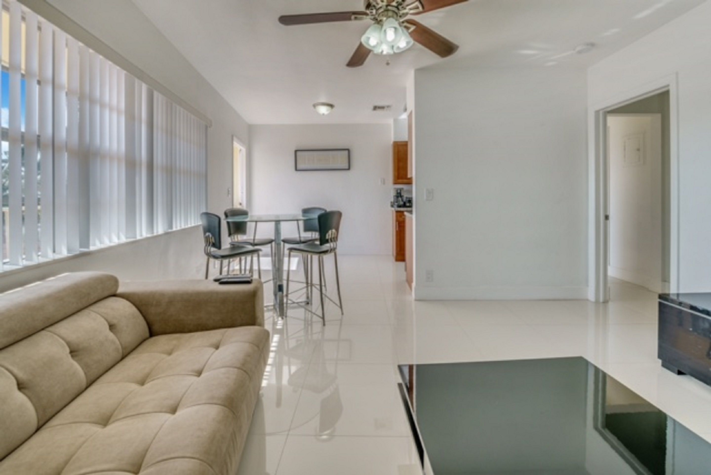 Apartment, 1 Bedroom | Living room | Flat-screen TV