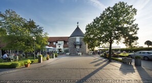 Front of property - Landgut Ramshof (Willich)