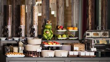 Breakfast, lunch, dinner served; German cuisine, garden views