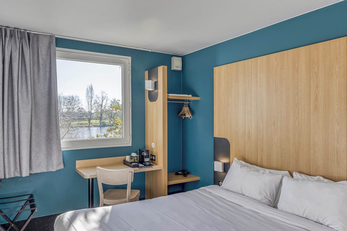 Superior Double Room | Premium bedding, desk, soundproofing, free WiFi