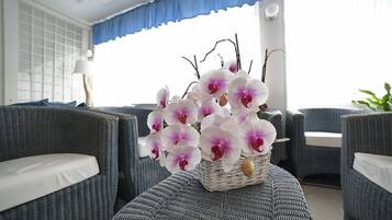 Lobby-Lounge