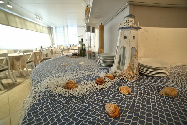 Free daily buffet breakfast - Hotel Villa Rosa (Sestri Levante)