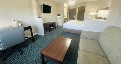 BridgePointe Inn & Suites by BPhotels, Lincoln I-80/27th St