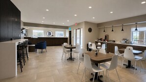 Buffet déjeuner gratuit tous les jours