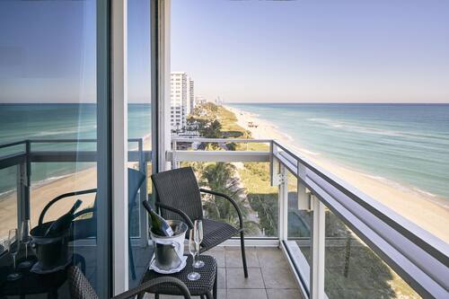1 bedroom, premium bedding, pillowtop beds, in-room safe