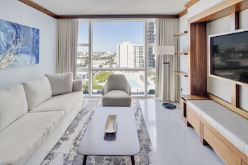 City view at Carillon Miami Wellness Resort