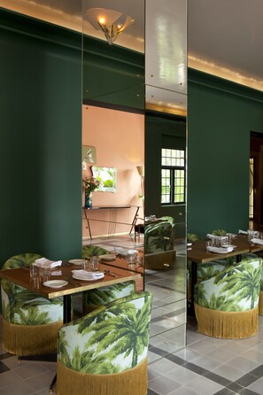 Couples dining - Casa Habita, Guadalajara, a Member of Design Hotels (Guadalajara)