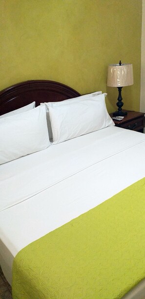 Standard Room - Hotel California (Oranjestad)