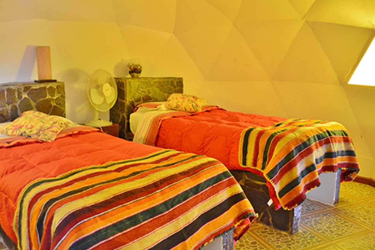 Double Room, 2 Single Beds