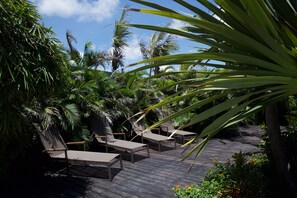 Outdoor pool - Lara Hotel (Aquiraz)